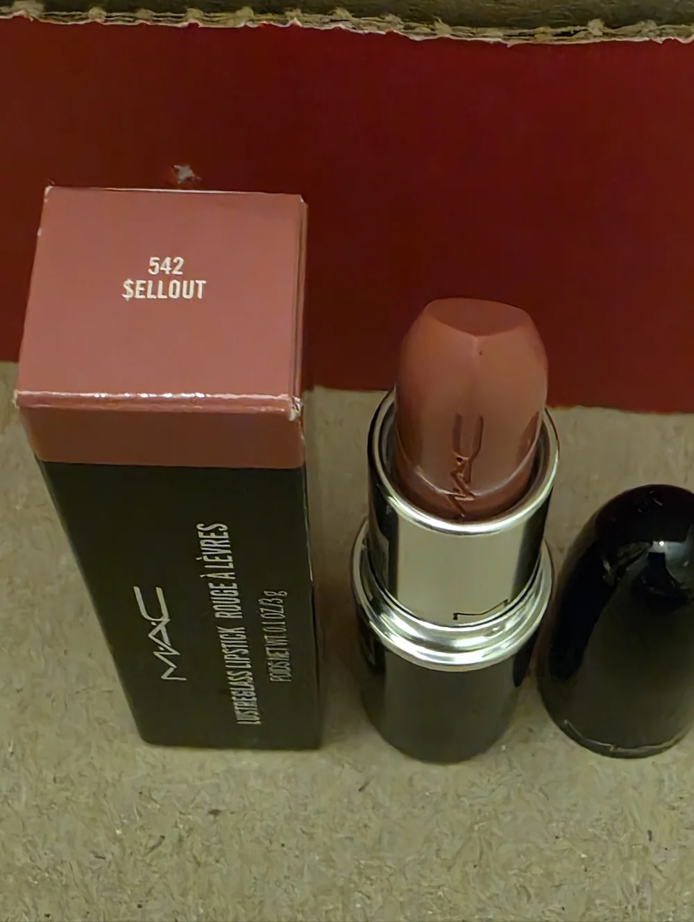 MAC LUSTREGLASS SHEER-SHINE LIPSTICK SELLOUT/pinky Nude With Silver Pearl. BNIB - Picture 5 of 7